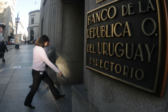 Banco República: Directorio resolvió dar por terminada negociación con AEBU. Foto. Archivo